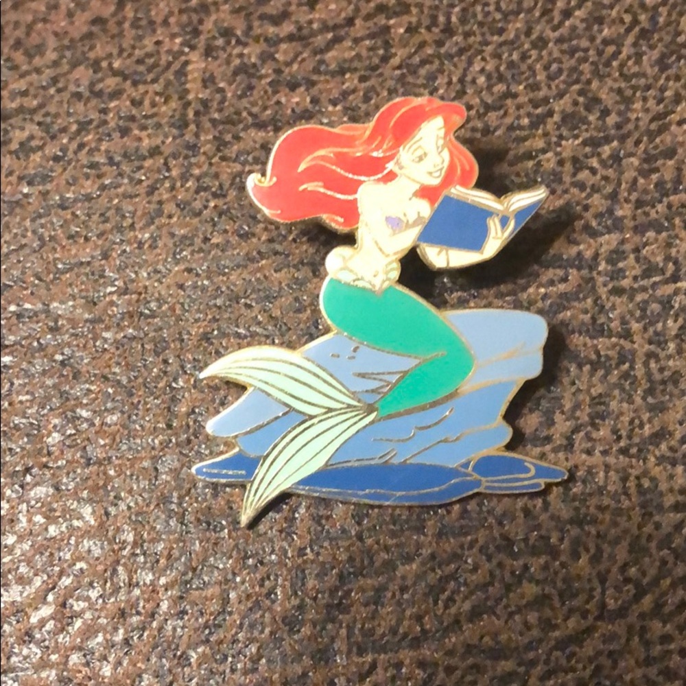 Disney pin